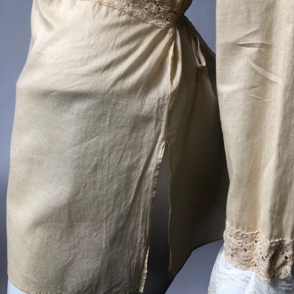 Creamy Colored Tunic Top wth Lace by J Jill NWOT - Picture 8 of 8